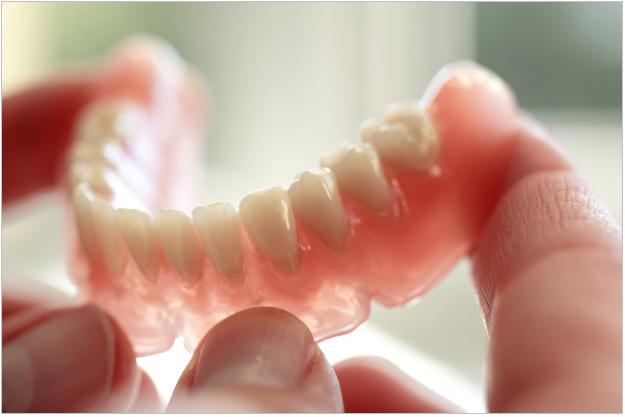 Съемное протезирование зубов.jpg